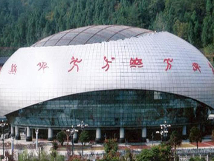 砀山体育中心球形网架加工安装
